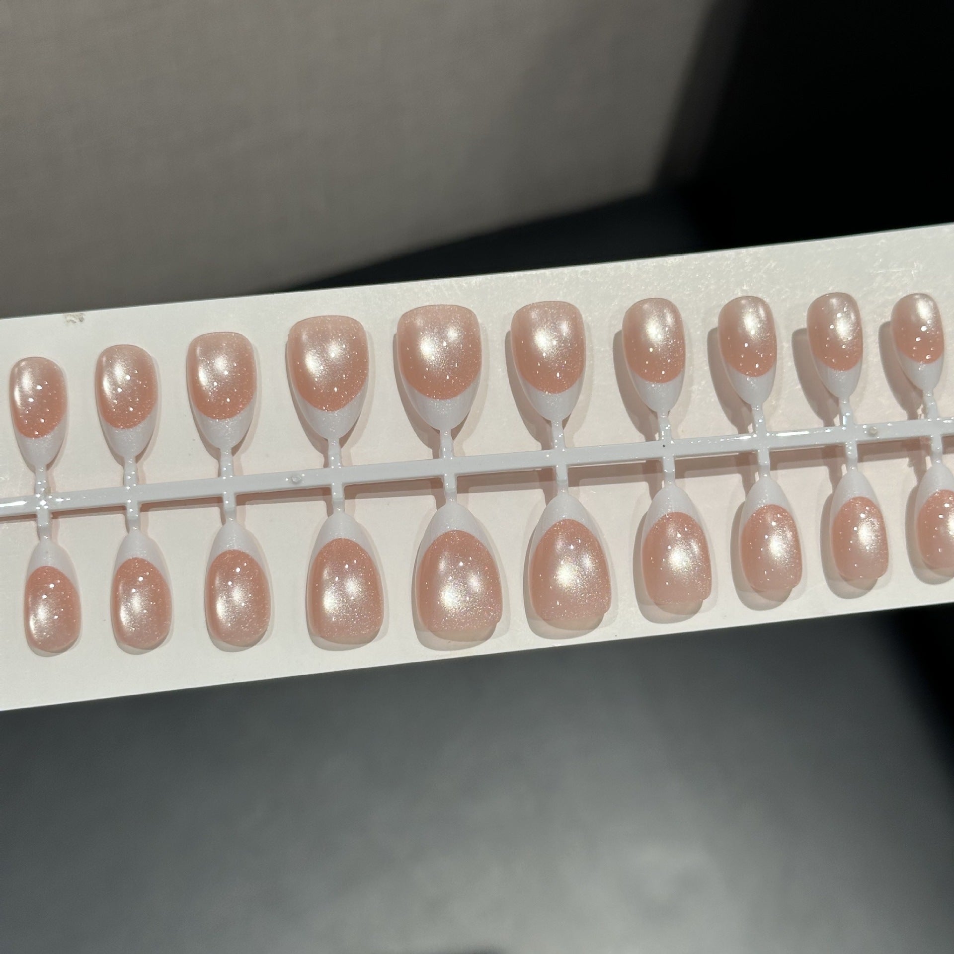 French Cat Eye Presson on Nails 30Pcs Medium Almond Nails (All Size)