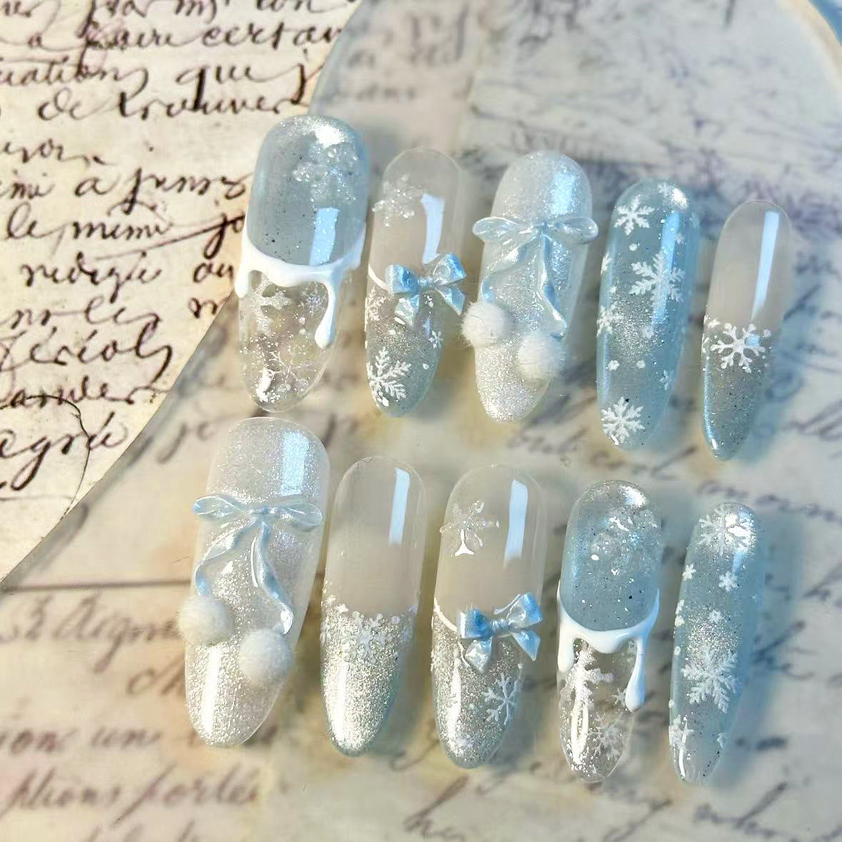 Winter Confession Blue Cat Eye（Handmade press on nails）/10Pcs Almond Nails