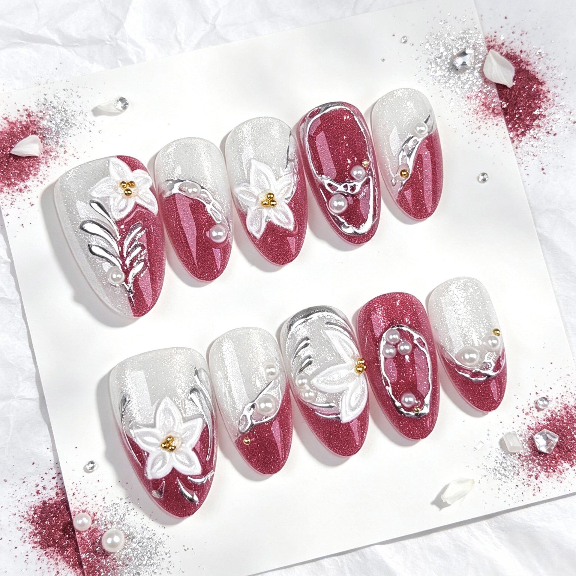 Gilt Magnolia Presson on Nails 10Pcs Medium Almond Nails