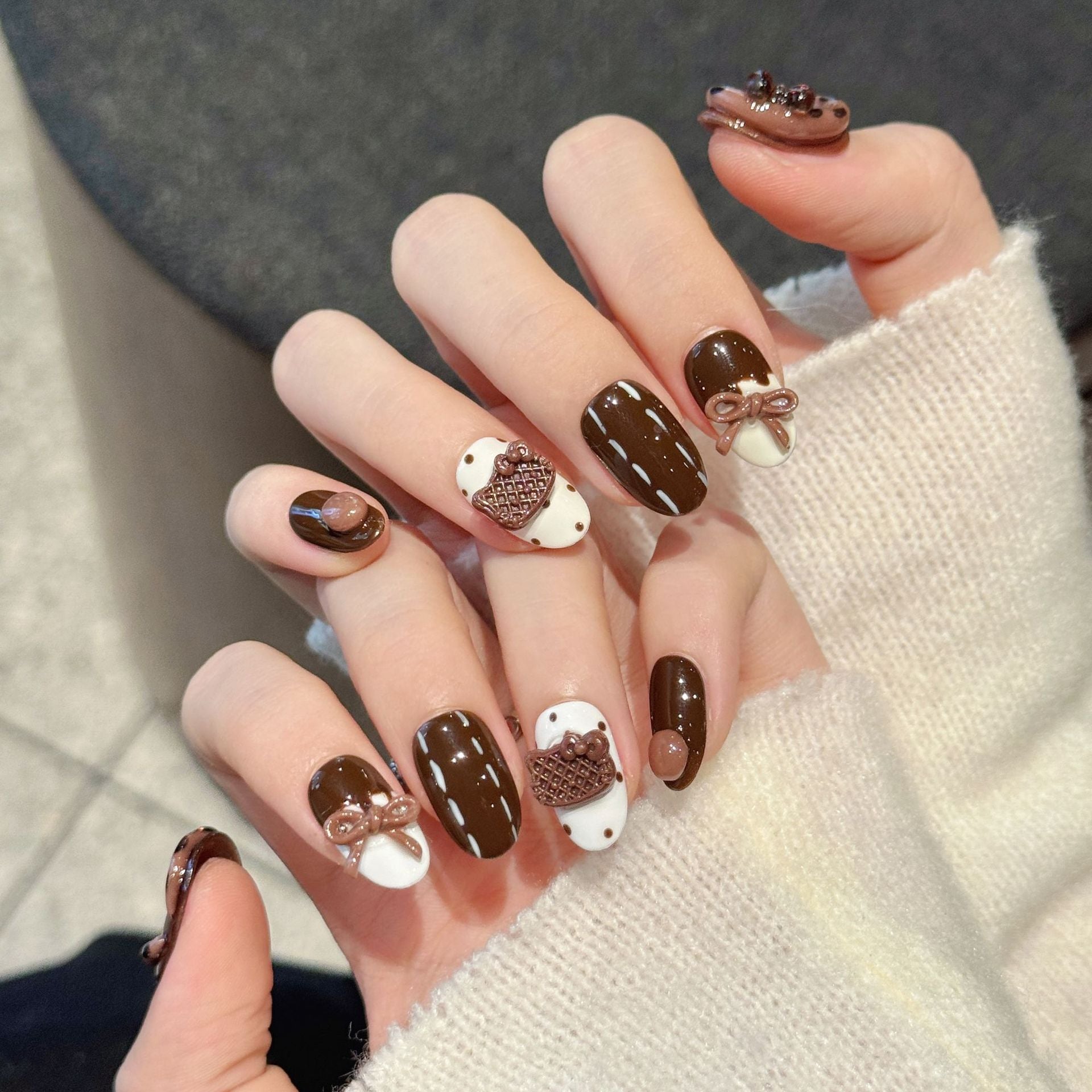 Bow Kitty Hood（Handmade press on nails）/10Pcs Oval Nails