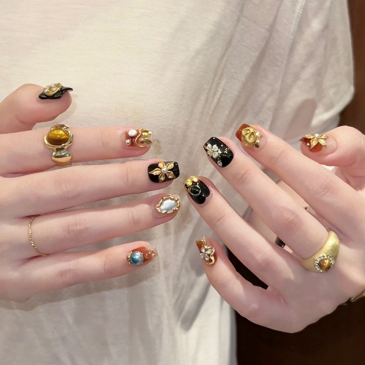 Black Gold 3D Flower（Handmade press on nails）/10Pcs Square Nails