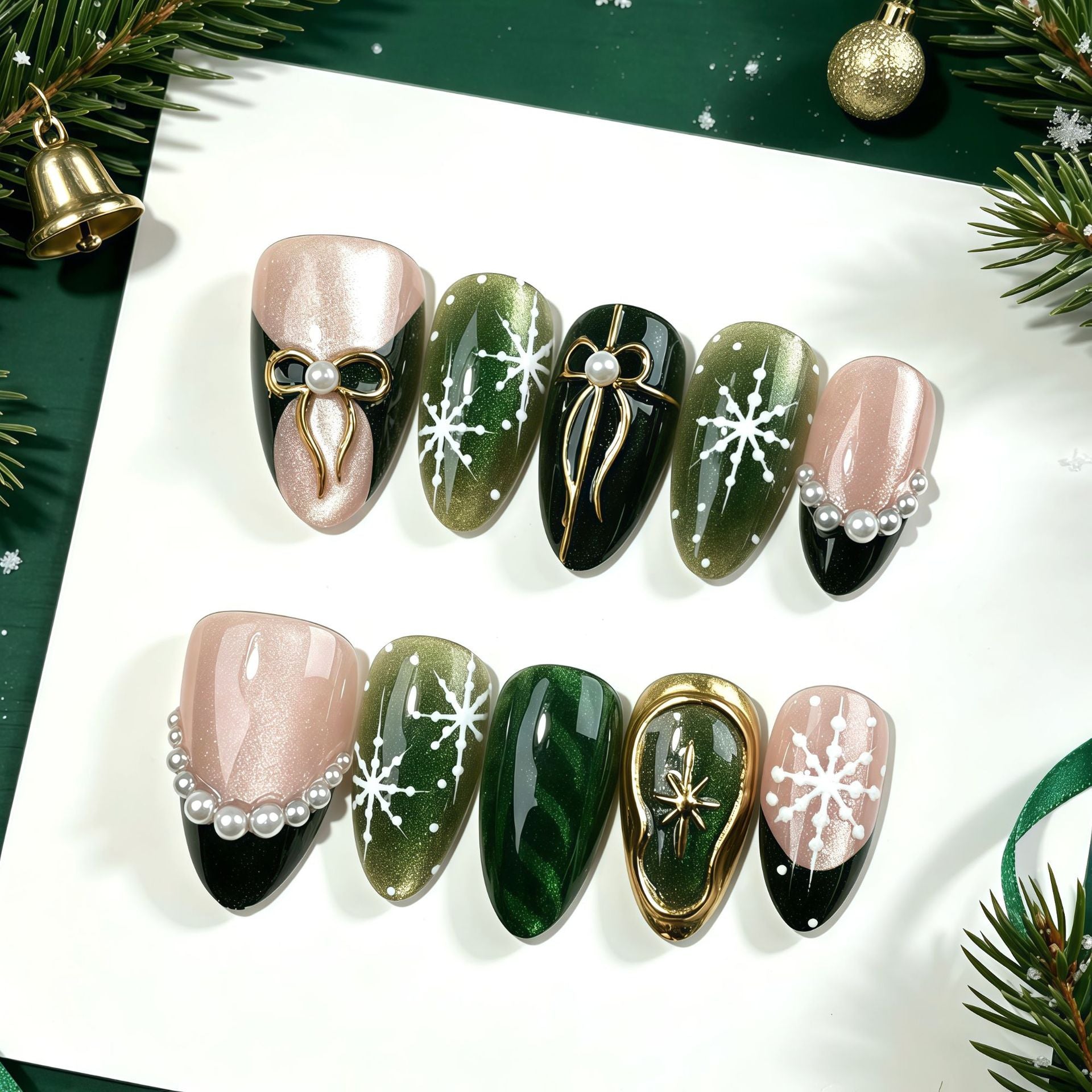 Green Cat Eye Christmas Presson on Nails 10Pcs Medium Almond Nails