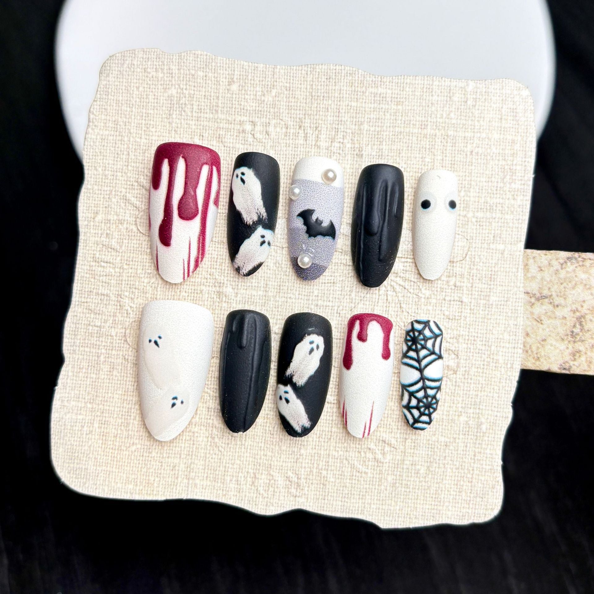 Frosted Ghost Bat（Handmade press on nails）/10Pcs Almond Nails