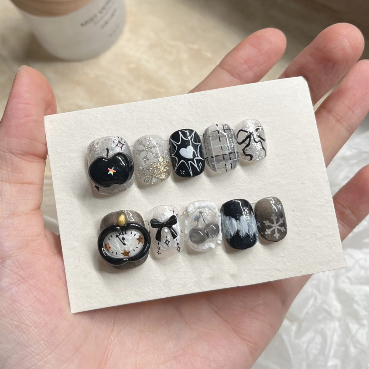 Black Christmas Countdown（Handmade press on nails）/10Pcs Square Nails