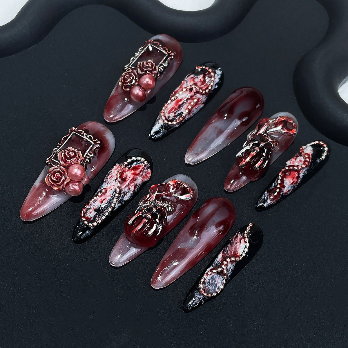 Halloween blood stained roses Handmade press on nails 10pcs