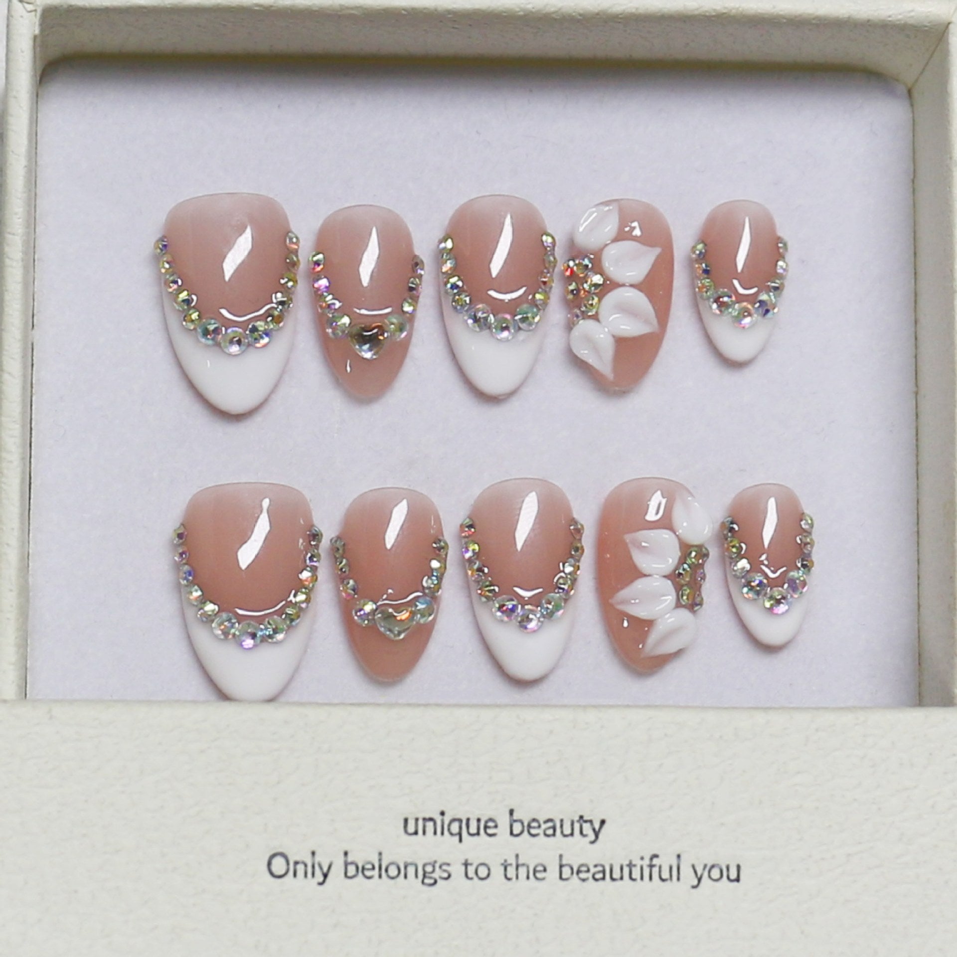 Carved Diamond（Handmade press on nails）/10Pcs Almond Nails