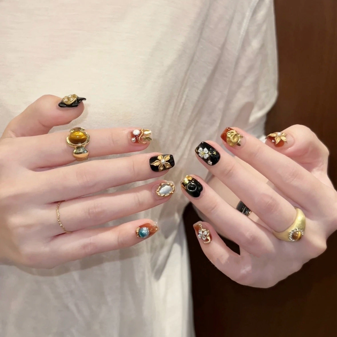 Black Gold 3D Flower（Handmade press on nails）/10Pcs Square Nails