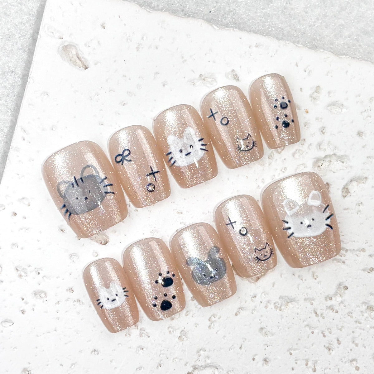 Cartoon Kitten Cat Eye on Nails 10Pcs Short Square Nails