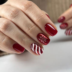 Candy Striped Snowflakes Press on Nails 24Pcs Short Squoval  Nails