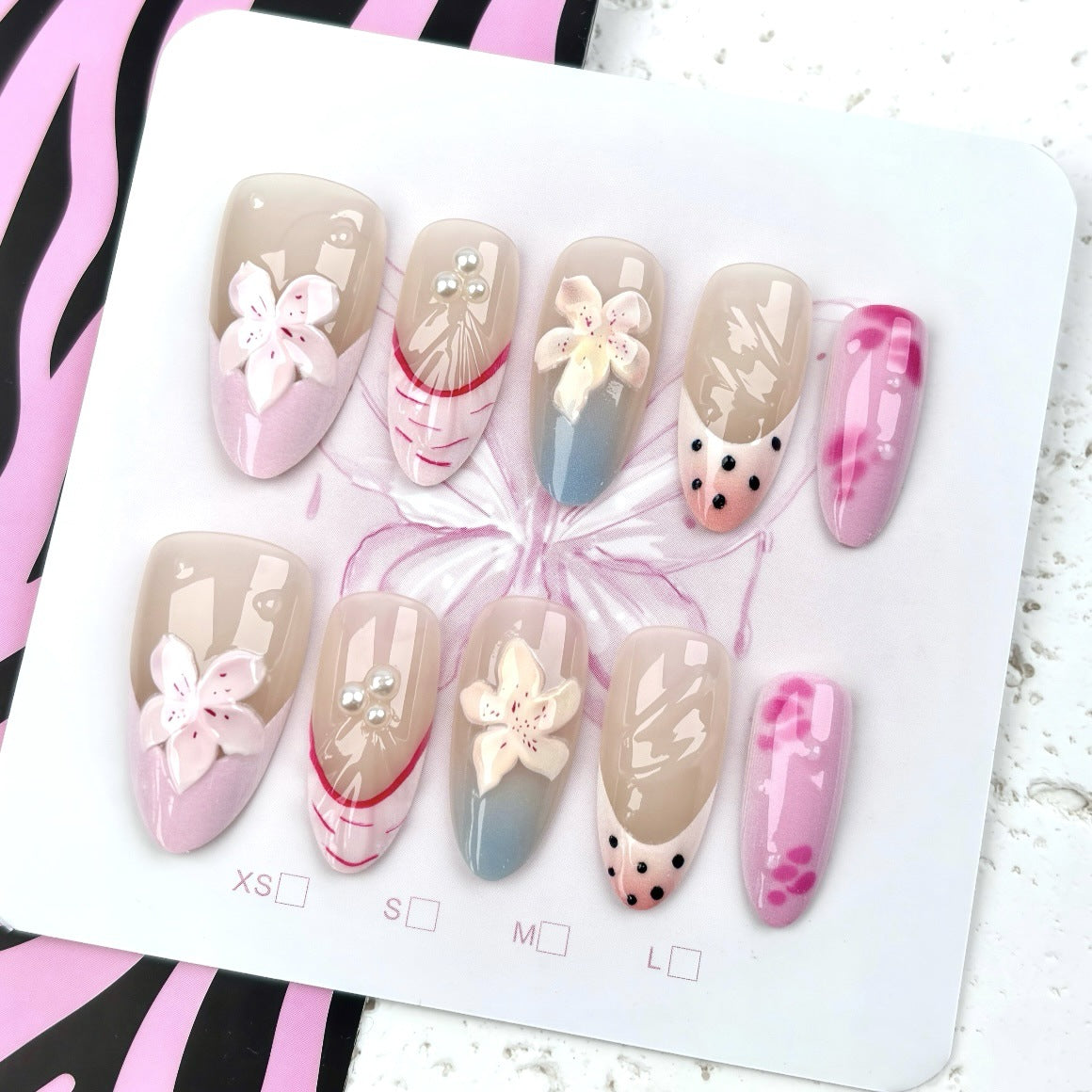 Pink Flower Vacation Press on Nails 10Pcs Medium Almond Nails