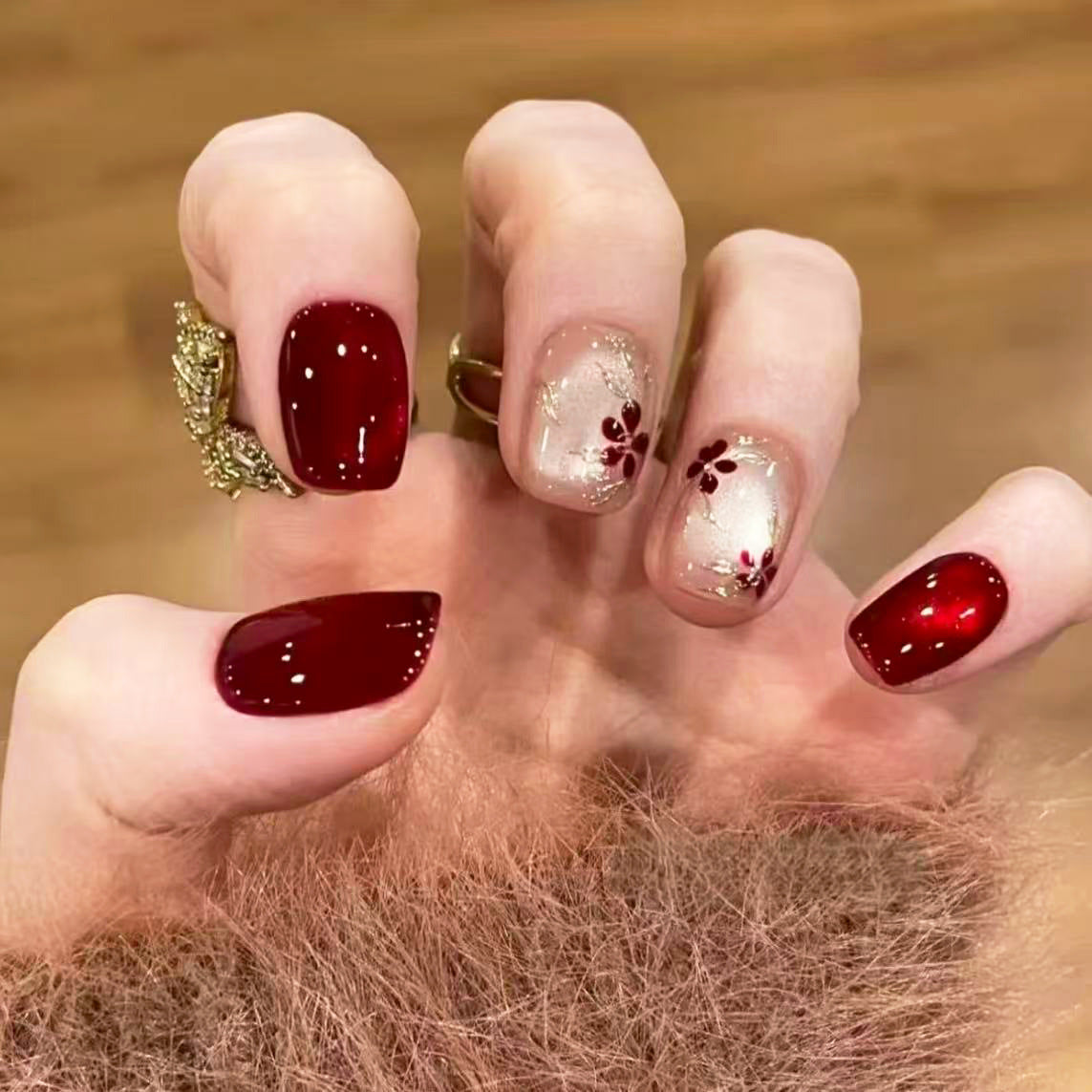 Ruby Glass Bead Cat Eye on Nails 10Pcs Short Square Nails